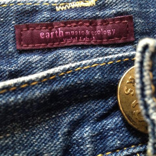 earth music & ecology(アースミュージックアンドエコロジー)のearth×LEE♥デニムミニスカ♥ レディースのスカート(ミニスカート)の商品写真