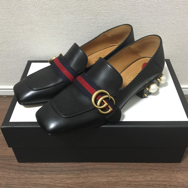 Gucci(グッチ)のお取り置き中 レディースの靴/シューズ(ローファー/革靴)の商品写真