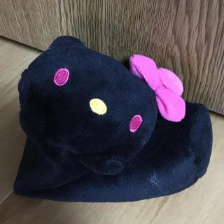 サンリオ(サンリオ)のキティちゃんペンケース 黒 かわいい ポーチ(キャラクターグッズ)