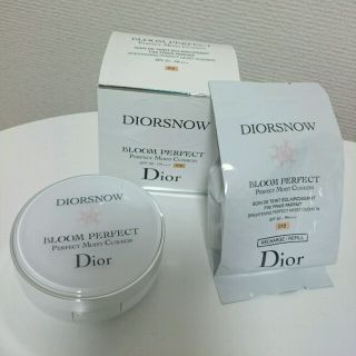 ディオール(Dior)の美品 ディオール スノーブルーム パーフェクト クッションファンデ 010(ファンデーション)