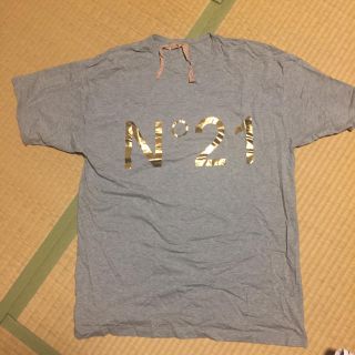 ヌメロヴェントゥーノ(N°21)のN21❤️ティシャツ(Tシャツ(半袖/袖なし))