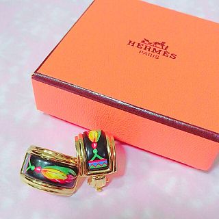 エルメス(Hermes)のエルメス♡七宝焼イヤリング♡美品♡箱付き♡送料込♡Hermes♡(イヤリング)