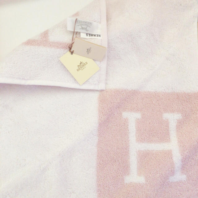 Hermes(エルメス)のエルメス☆ハンドタオル レディースのファッション小物(ハンカチ)の商品写真