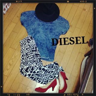 ディーゼル(DIESEL)の0時までDIESELデニム風Tシャツ＊ (Tシャツ(半袖/袖なし))