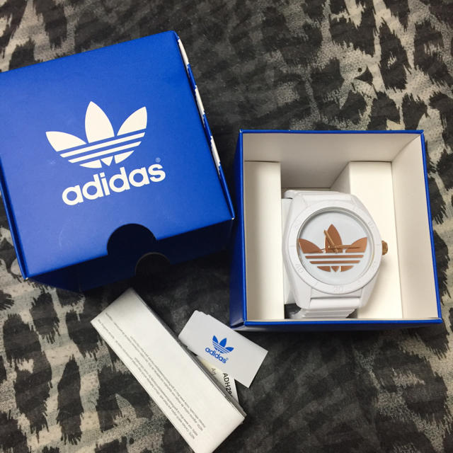 adidas(アディダス)のadidas original 腕時計 レディースのファッション小物(腕時計)の商品写真