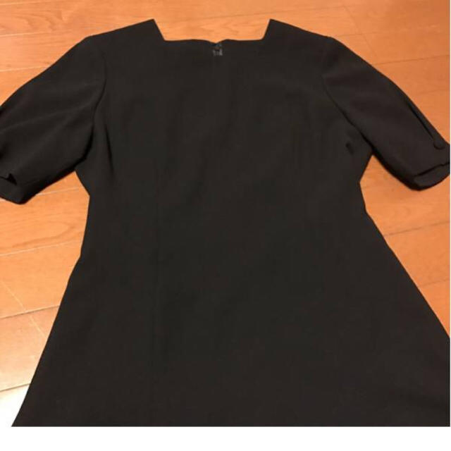 SOIR(ソワール)の美品東京イギンのレースが素敵な高級喪服 サイズ9号 ブラックフォーマル レディースのフォーマル/ドレス(礼服/喪服)の商品写真