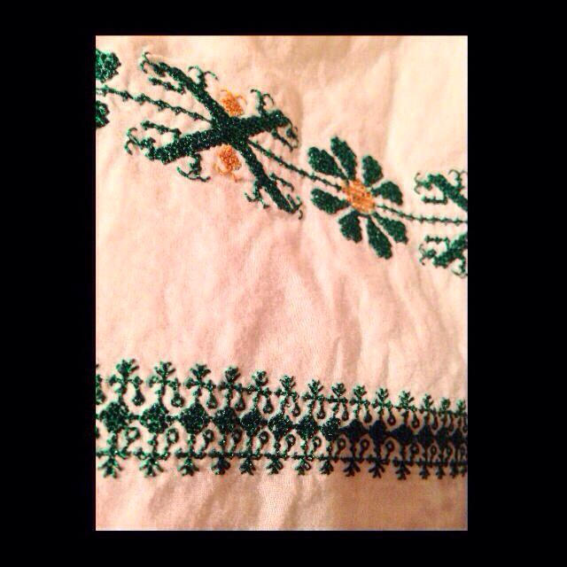 MAJESTIC LEGON(マジェスティックレゴン)の春スカート♥︎グリーンの刺繍♥︎ レディースのスカート(ひざ丈スカート)の商品写真