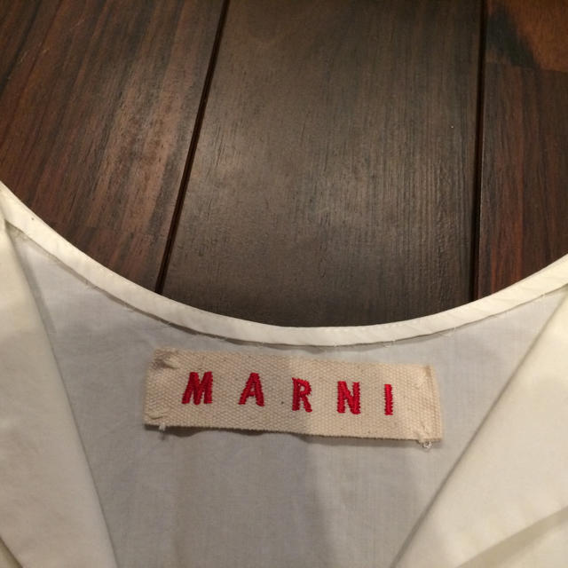 Marni(マルニ)のノースリーブブラウス レディースのトップス(シャツ/ブラウス(半袖/袖なし))の商品写真