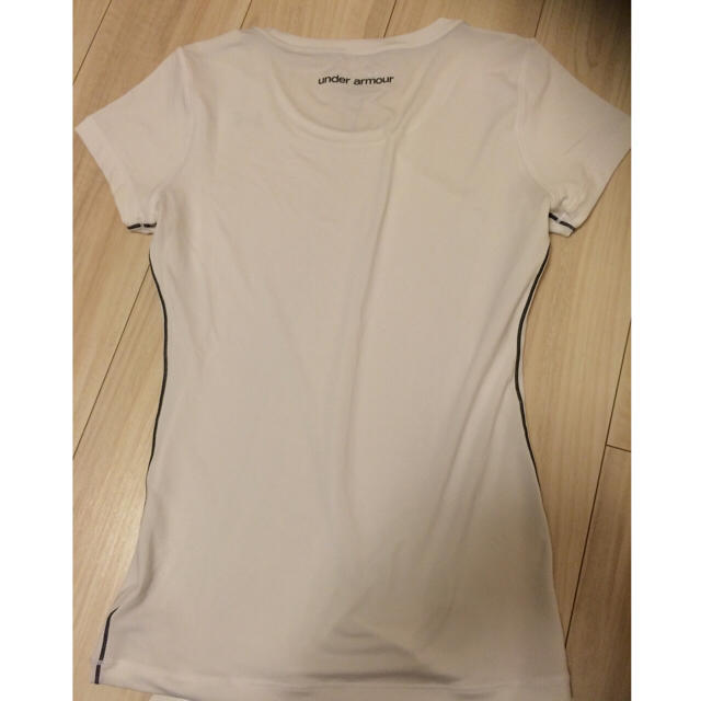 UNDER ARMOUR(アンダーアーマー)の新品 トレーニングシャツ(UNDER ARMOUR) レディースのトップス(Tシャツ(半袖/袖なし))の商品写真