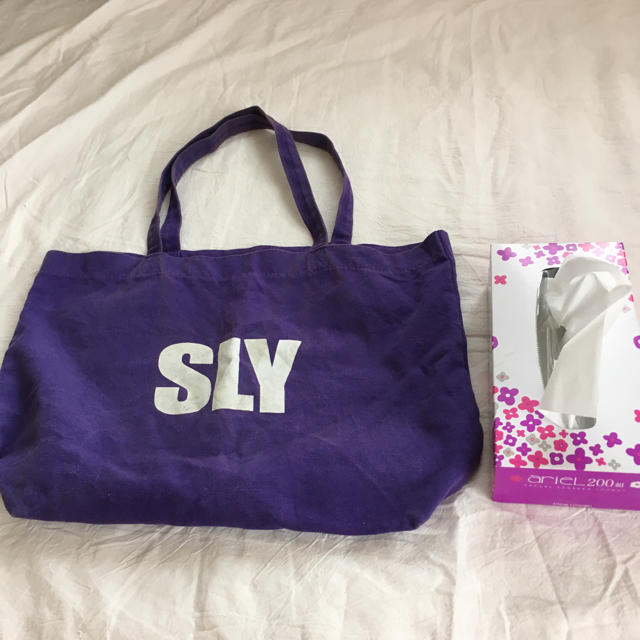 SLY(スライ)のSLY トートバッグ レディースのバッグ(トートバッグ)の商品写真