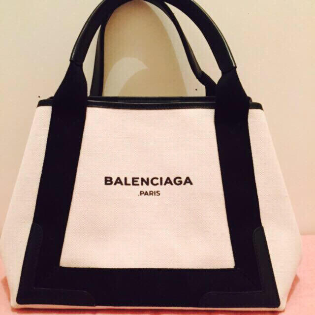 Balenciaga(バレンシアガ)のバレンシアガ トート Sサイズ レディースのバッグ(トートバッグ)の商品写真