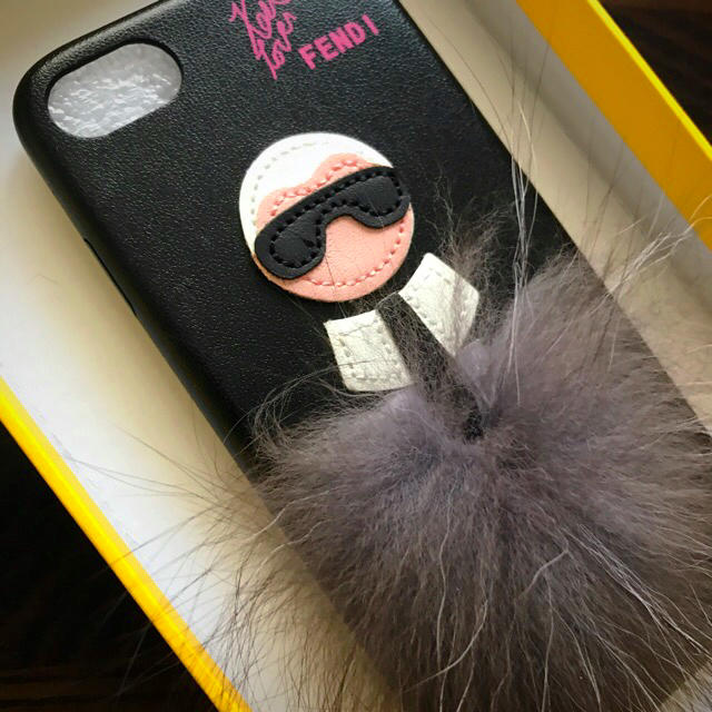 FENDI(フェンディ)のFENDI☆iPhone6.6sケース スマホ/家電/カメラのスマホアクセサリー(iPhoneケース)の商品写真