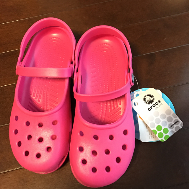 crocs(クロックス)のクロックス☆サンダル☆女の子☆ピンク レディースの靴/シューズ(サンダル)の商品写真