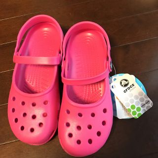 クロックス(crocs)のクロックス☆サンダル☆女の子☆ピンク(サンダル)