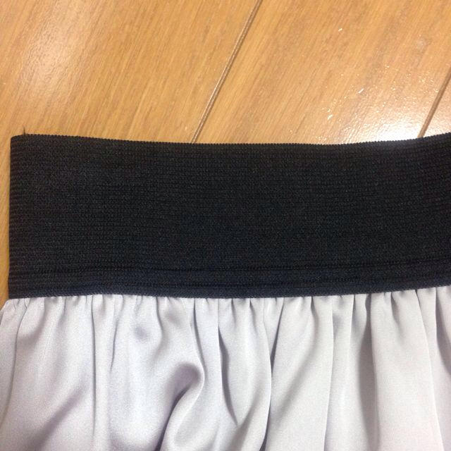 archives(アルシーヴ)のarchivesポリエステル光沢スカート レディースのスカート(ミニスカート)の商品写真