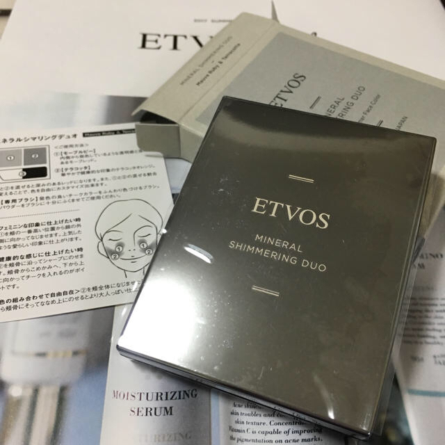 ETVOS(エトヴォス)の新品【新色】ミネラルシマリングデュオ コスメ/美容のベースメイク/化粧品(チーク)の商品写真