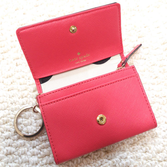 kate spade new york(ケイトスペードニューヨーク)の✳︎ケイトスペード  ミニウォレット✳︎ レディースのファッション小物(コインケース)の商品写真