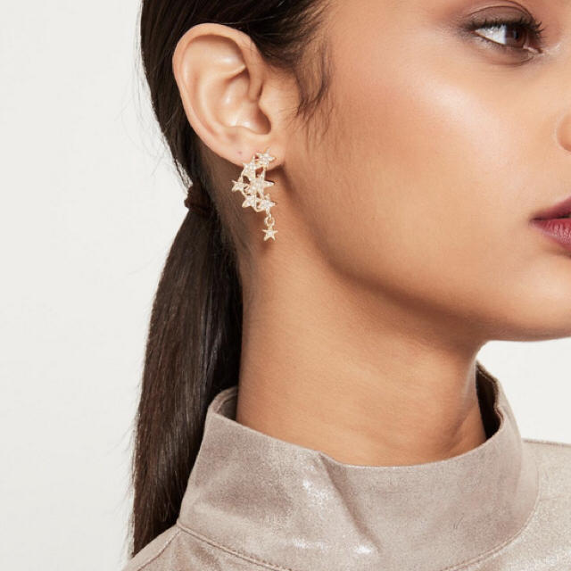 asos(エイソス)の日本未入荷 missguided ミスガイデット Asos Zara 梨花 レディースのアクセサリー(ピアス)の商品写真