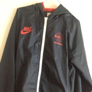 ナイキ(NIKE)のNIKE ウインドブレーカー(その他)