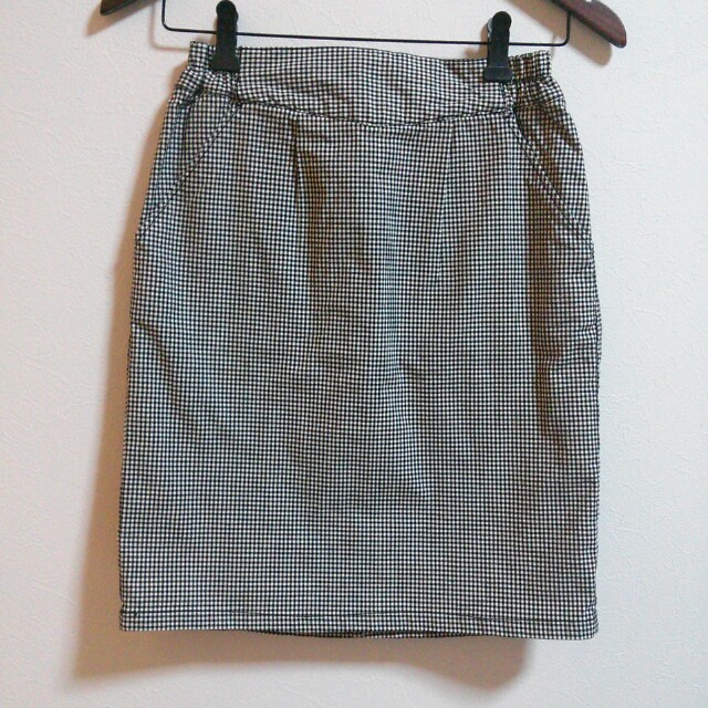 who's who Chico(フーズフーチコ)のギンガムチェックタイトスカート レディースのスカート(ひざ丈スカート)の商品写真