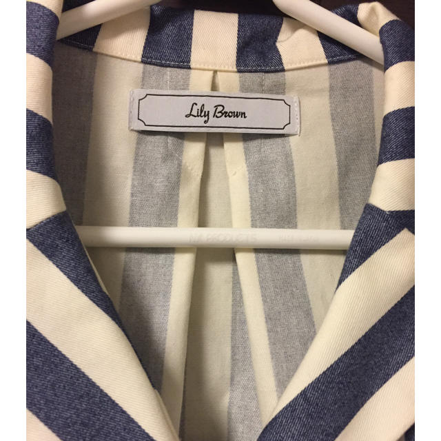 Lily Brown(リリーブラウン)のリリーブラウン ストライプ柄半袖ジャケット レディースのトップス(シャツ/ブラウス(半袖/袖なし))の商品写真