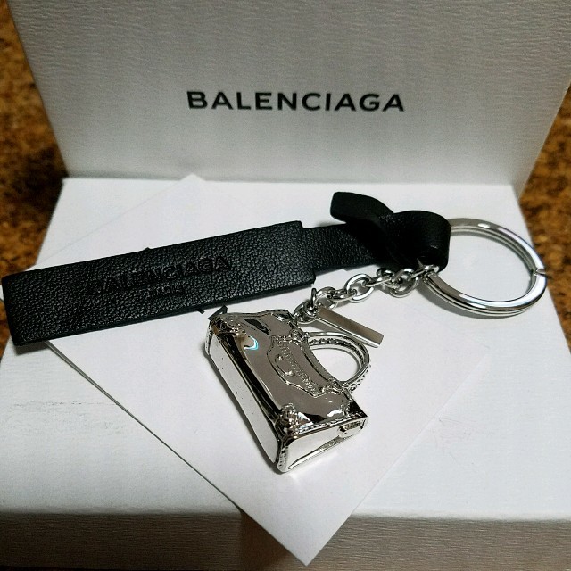 【確実正規品】【新品未使用】バレンシアガ　BALENCIAGA キーリング