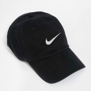 ナイキ(NIKE)の海外モデル★新品！NIKE★ナイキswooshロゴキャップ(キャップ)