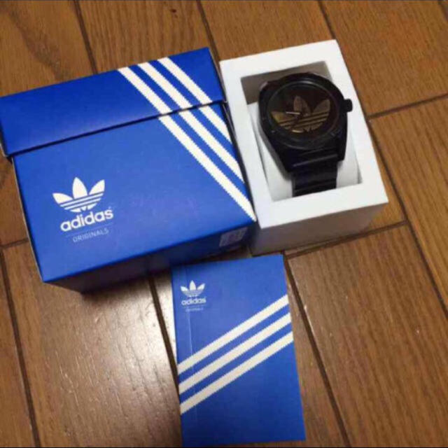 adidas(アディダス)の【超美品】アディダス腕時計/男女兼用 レディースのファッション小物(腕時計)の商品写真