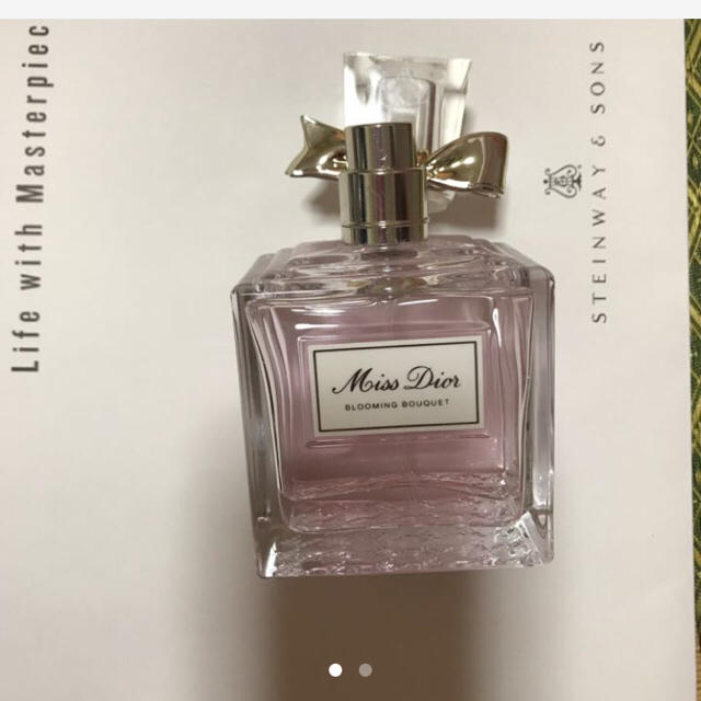 Christian Dior(クリスチャンディオール)の香水ディオール ブルーミングブーケ アドマイザー小分け コスメ/美容の香水(香水(女性用))の商品写真