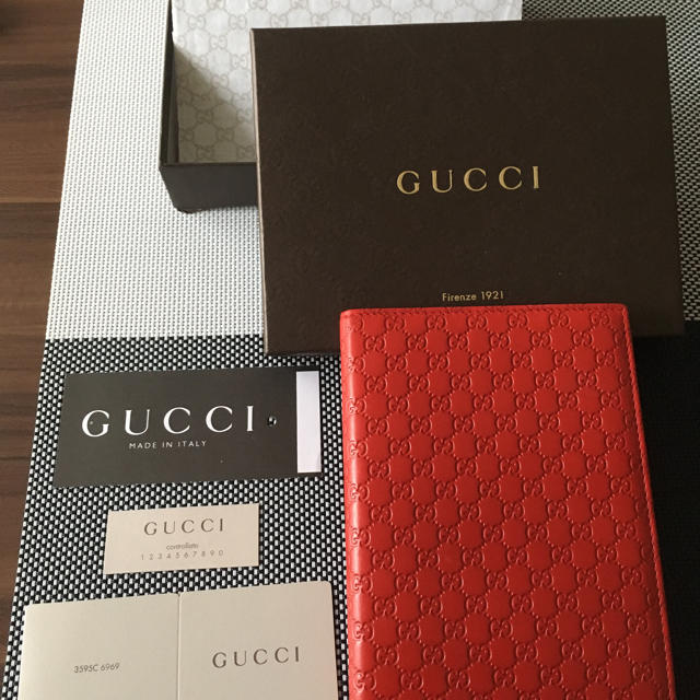 GUCCI手帳カバー