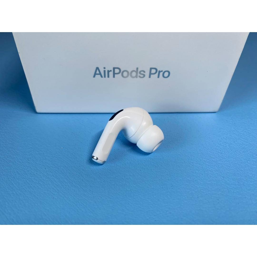 Apple(アップル)のAirPods Pro 2 右耳のみ イヤホン A2698 ハンドメイドのキッズ/ベビー(スタイ/よだれかけ)の商品写真