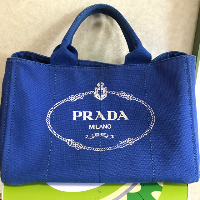 今日の超目玉】 PRADA - カナパトートバッグ(コバルトブルー、Mサイズ