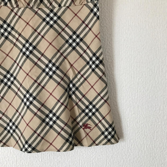 BURBERRY(バーバリー)の美品 バーバリー ノースリーブ レディースのトップス(カットソー(半袖/袖なし))の商品写真