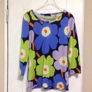 マリメッコ(marimekko)のmarimekko tops(Tシャツ(長袖/七分))