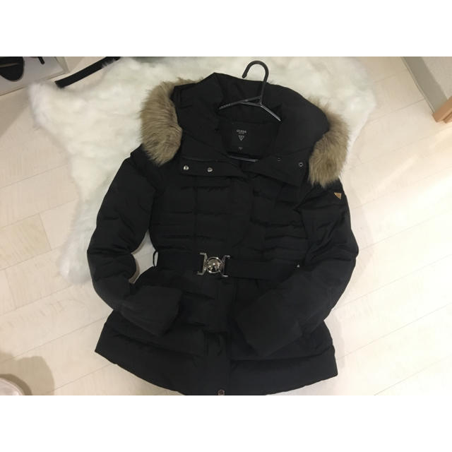 GUESS - 最終値下げ💪🏼GUESS❤️ペプラムダウンジャケットの通販 by