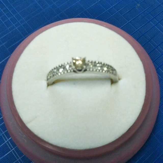 紫音様専用　PT900　ダイヤリング　13号 レディースのアクセサリー(リング(指輪))の商品写真
