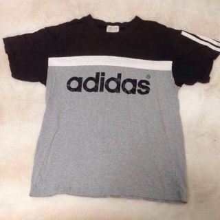 アディダス(adidas)のアディダスTシャツ(Tシャツ(半袖/袖なし))