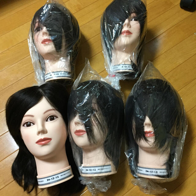 美容師 国家試験用 カットウィッグ5体セット | フリマアプリ ラクマ 美容師 国家試験用 カットウィッグ5体セット | フリマアプリ ラクマ