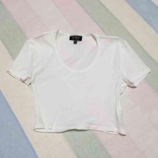 トップショップ(TOPSHOP)のtopshopのクロップド丈Tシャツ 新品未使用(Tシャツ(半袖/袖なし))