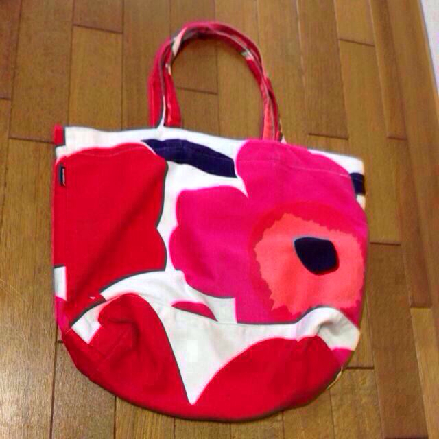 marimekko(マリメッコ)のマリメッコトート☻おまけつき☻ レディースのバッグ(トートバッグ)の商品写真