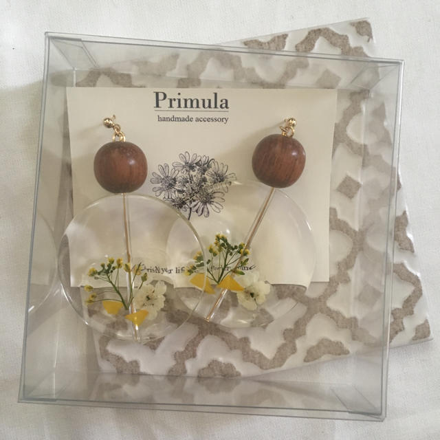 dryflower pierce ハンドメイドのアクセサリー(ピアス)の商品写真