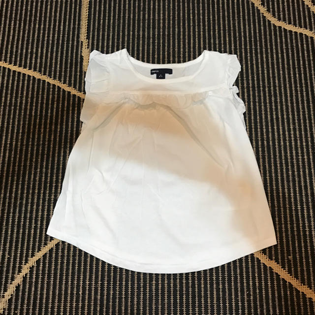 GAP Kids(ギャップキッズ)のGapKids / フリル袖ノースリーブ キッズ/ベビー/マタニティのキッズ服女の子用(90cm~)(Tシャツ/カットソー)の商品写真