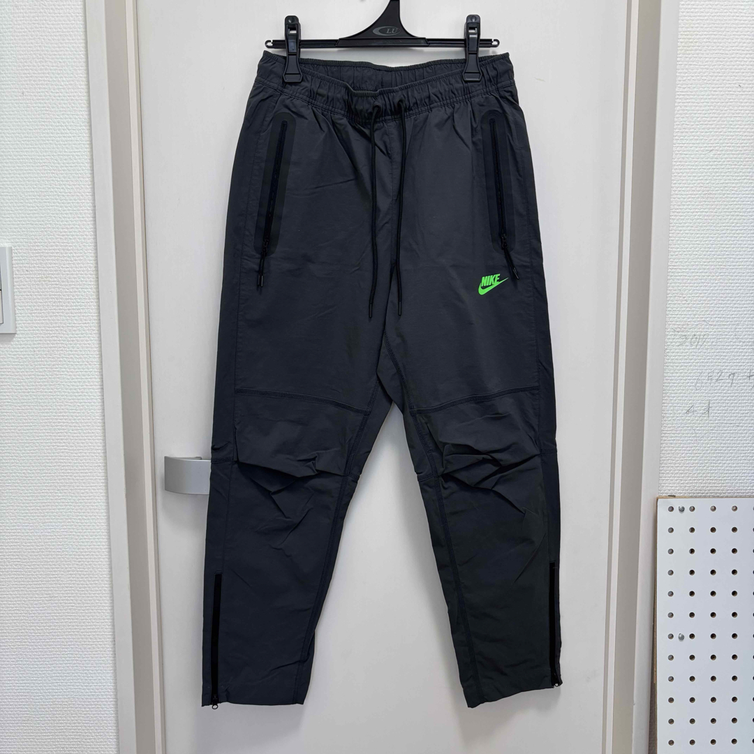 NIKE(ナイキ)のNIKE ナイキ ナイロンパンツ トラックパンツ ジョガー ブラック L メンズのパンツ(その他)の商品写真