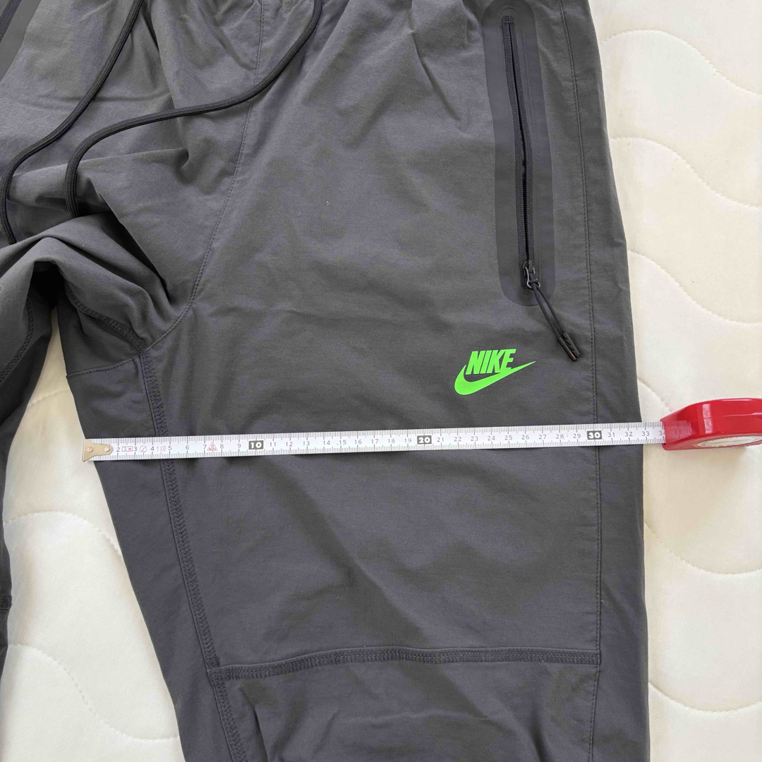 NIKE(ナイキ)のNIKE ナイキ ナイロンパンツ トラックパンツ ジョガー ブラック L メンズのパンツ(その他)の商品写真