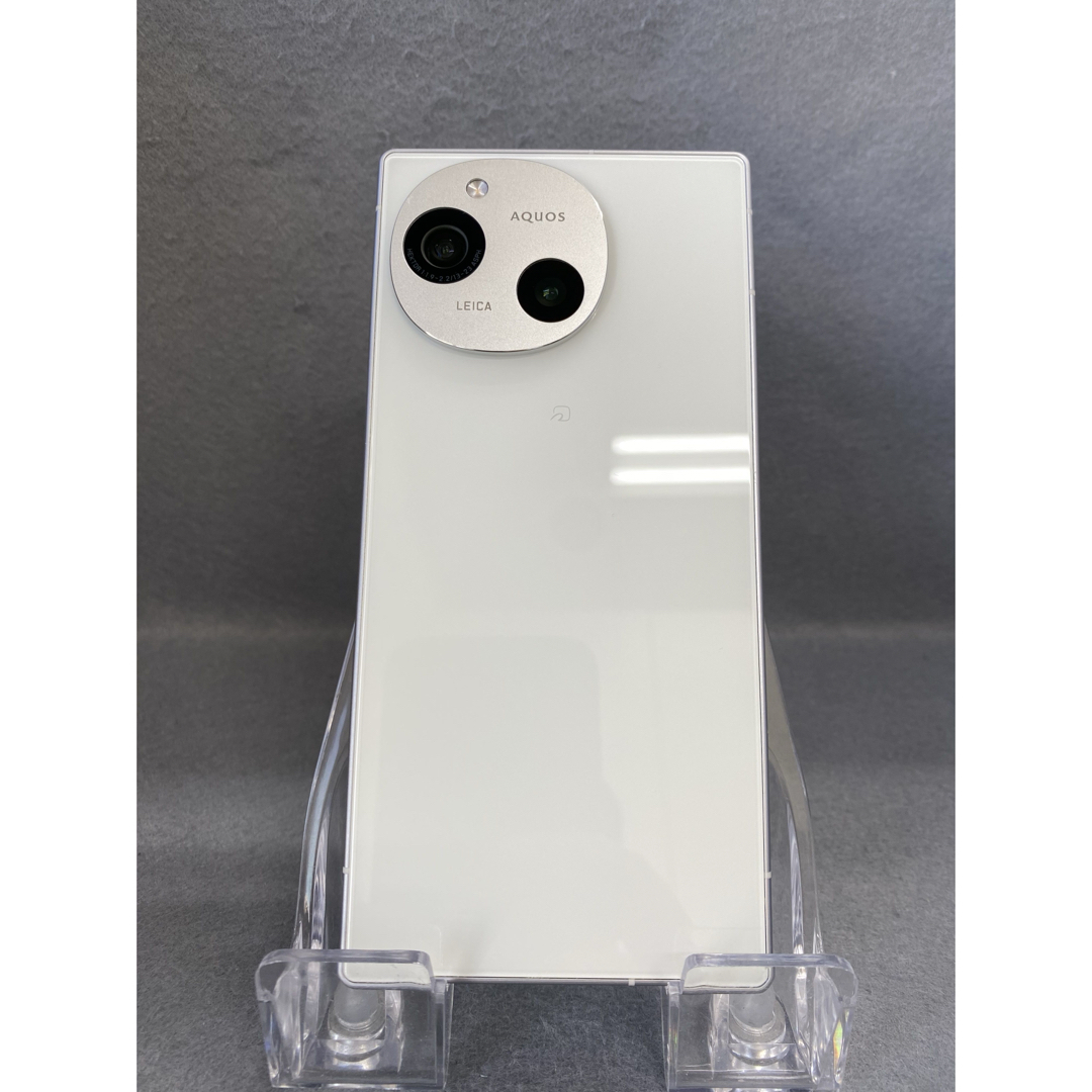 超美品 国内版 SIMフリー A401SH AQUOS R9 256GB ホワイト色の通販 by