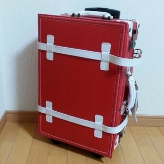 赤×白トランクキャリー(スーツケース/キャリーバッグ)