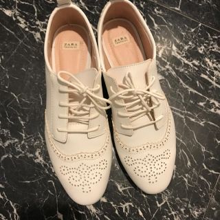 ザラ(ZARA)の【新品】ザラのシューズ✨(ローファー/革靴)