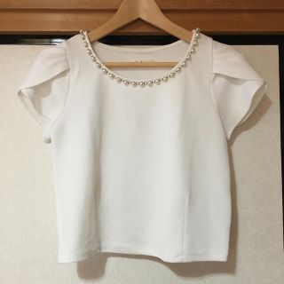 ダズリン(dazzlin)のdazzlin パール付きTシャツ(Tシャツ(半袖/袖なし))