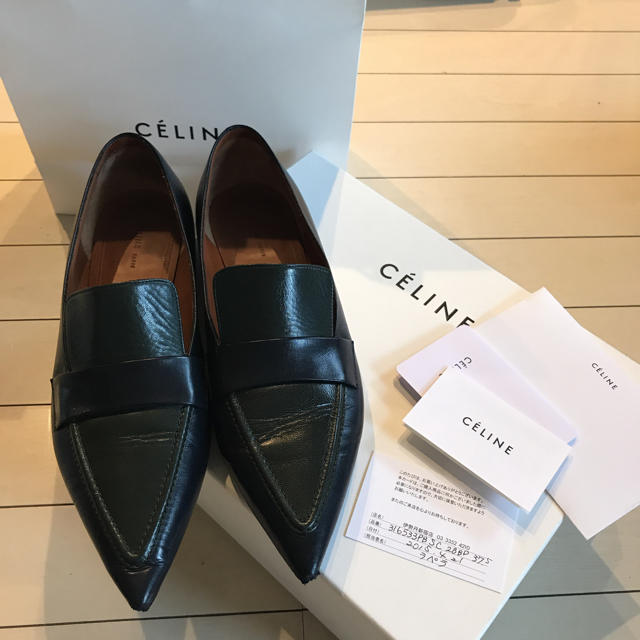 celine(セリーヌ)のセリーヌポインテッドシューズ レディースの靴/シューズ(ローファー/革靴)の商品写真