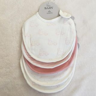 ファミリア(familiar)のまゆ様専用♪ ✳︎日本未上陸✳︎ スタイ よだれかけ Bibs ５枚セット (ベビースタイ/よだれかけ)